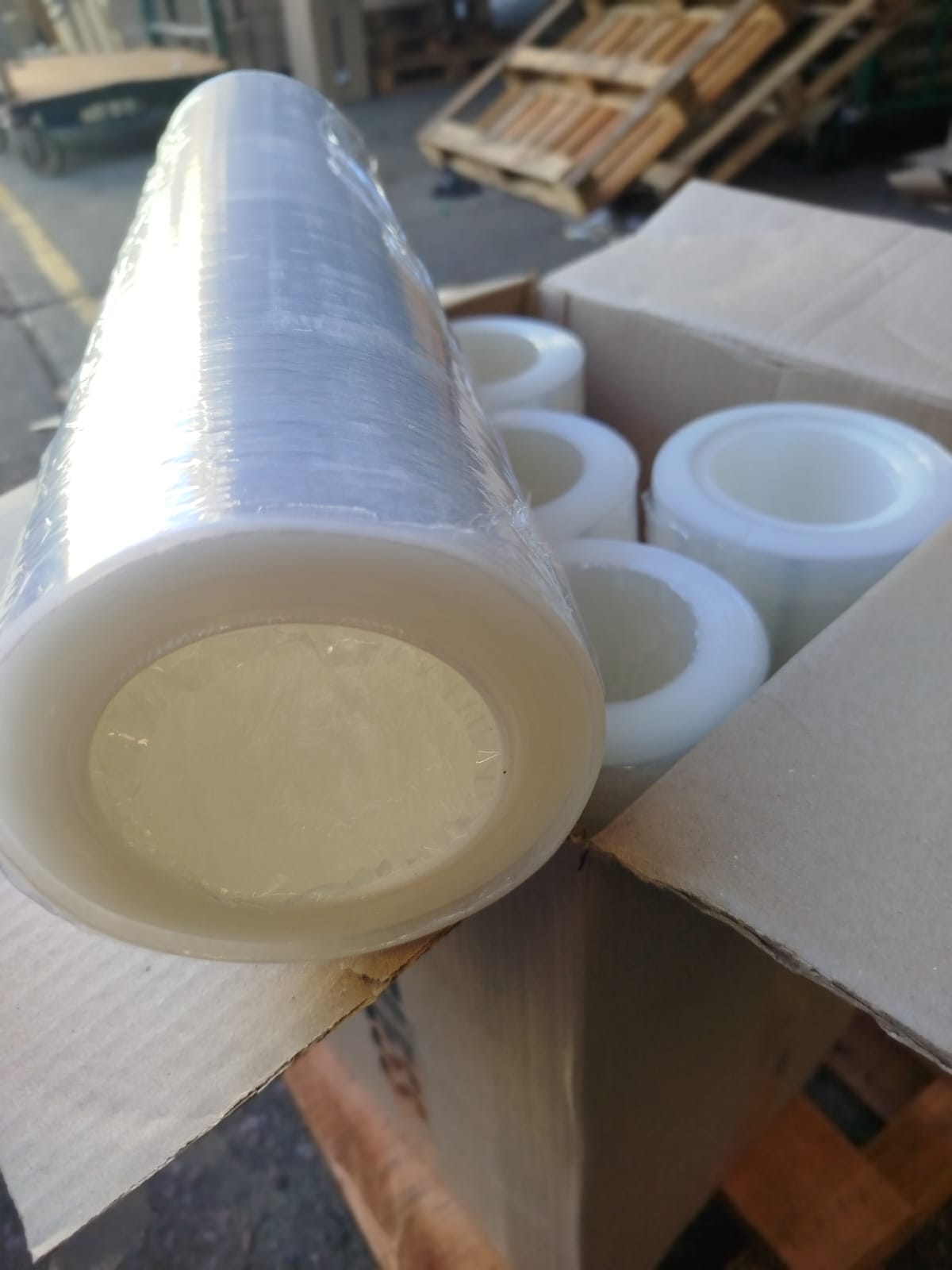 03 - Film Stretch Coreless 50 cm - 3 kgs - Sin tubo.jpeg