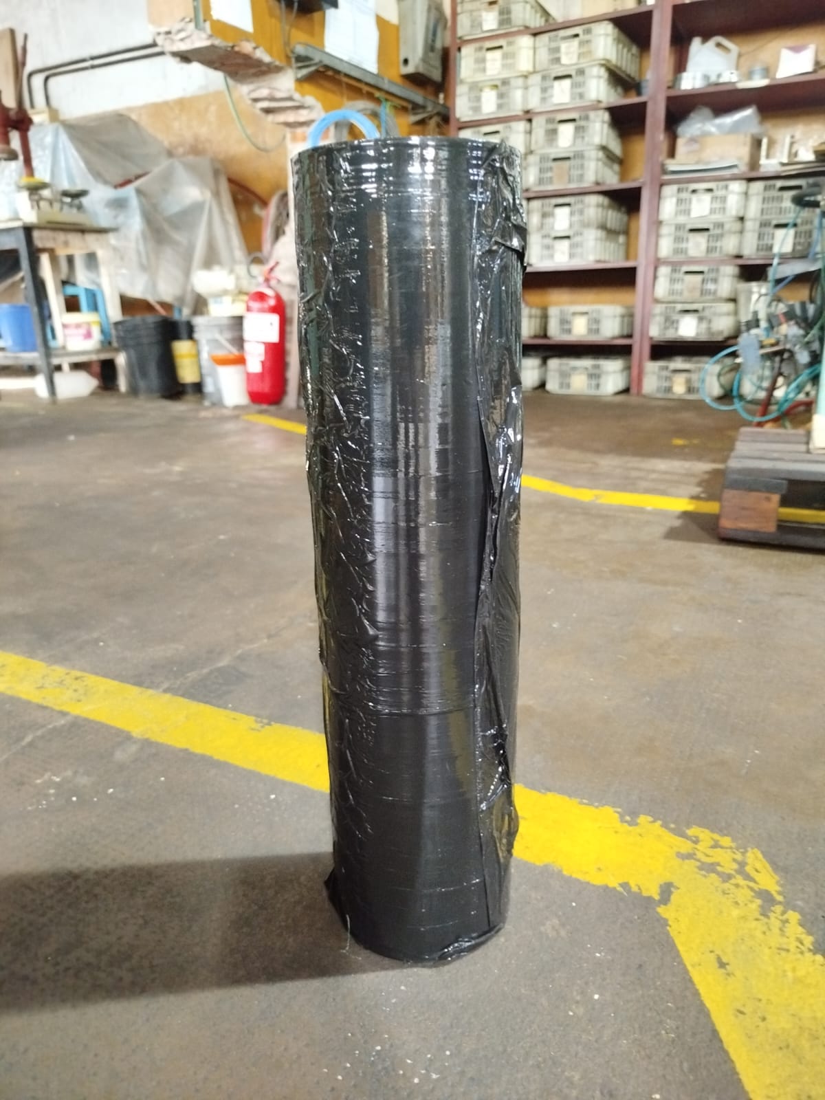 Film Stretch coreless sin tubo 50 cm - Negro - 3 kgs 01